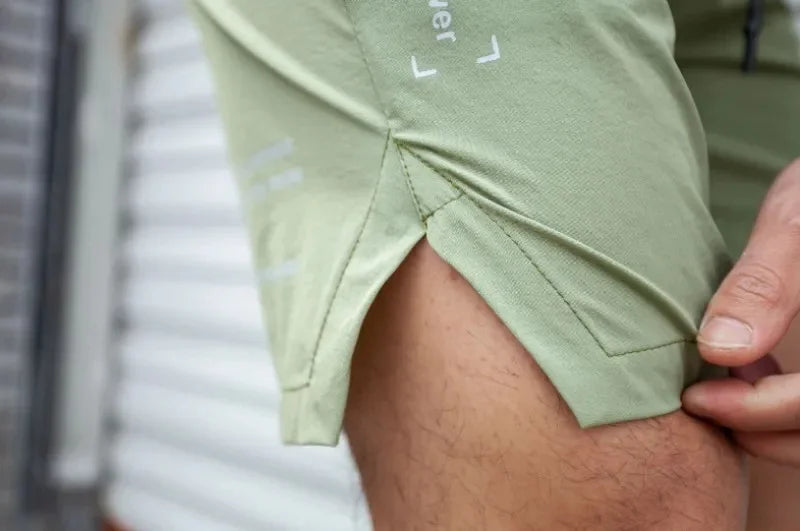 Men’s Quick-Dry Sports Shorts – Lightweight Running & Fitness Shorts