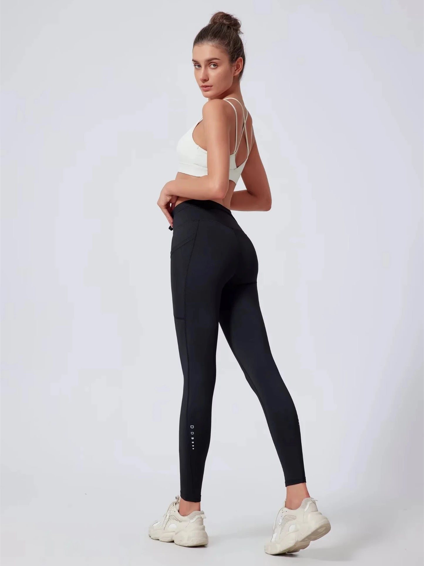 Compression Running Leggings with Pockets – Warm Reflective Sports Tights for Women, Men & Youth