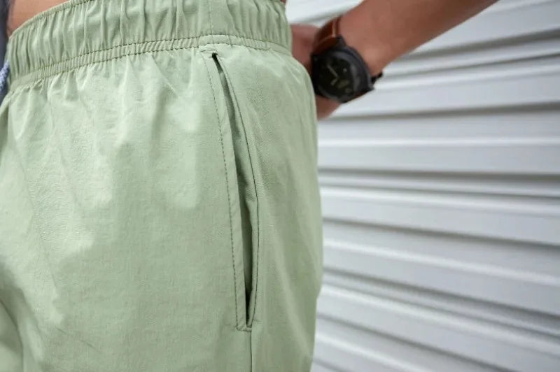 Men’s Quick-Dry Sports Shorts – Lightweight Running & Fitness Shorts